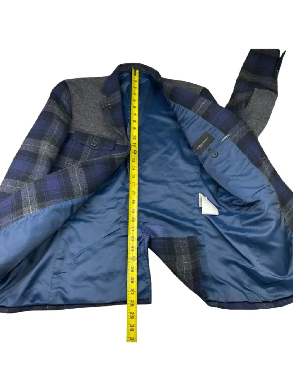 Banana Republic Men's Emmetex Flannel Slim Fit Blazer Gray/Blue Plaid • 40R